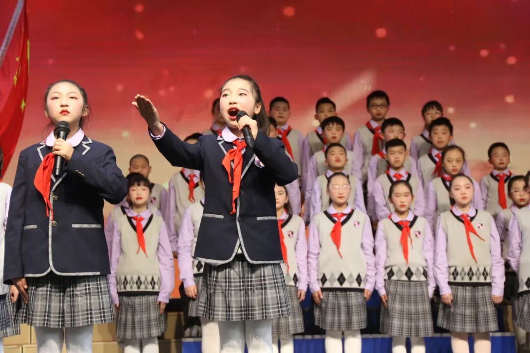 童声诵经典 幸福龘龘年 ——火炬一小2024迎新年系列活动