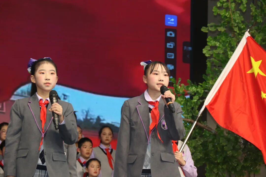 童声诵经典 幸福龘龘年 ——火炬一小2024迎新年系列活动