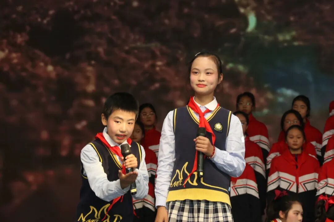 童声诵经典 幸福龘龘年 ——火炬一小2024迎新年系列活动