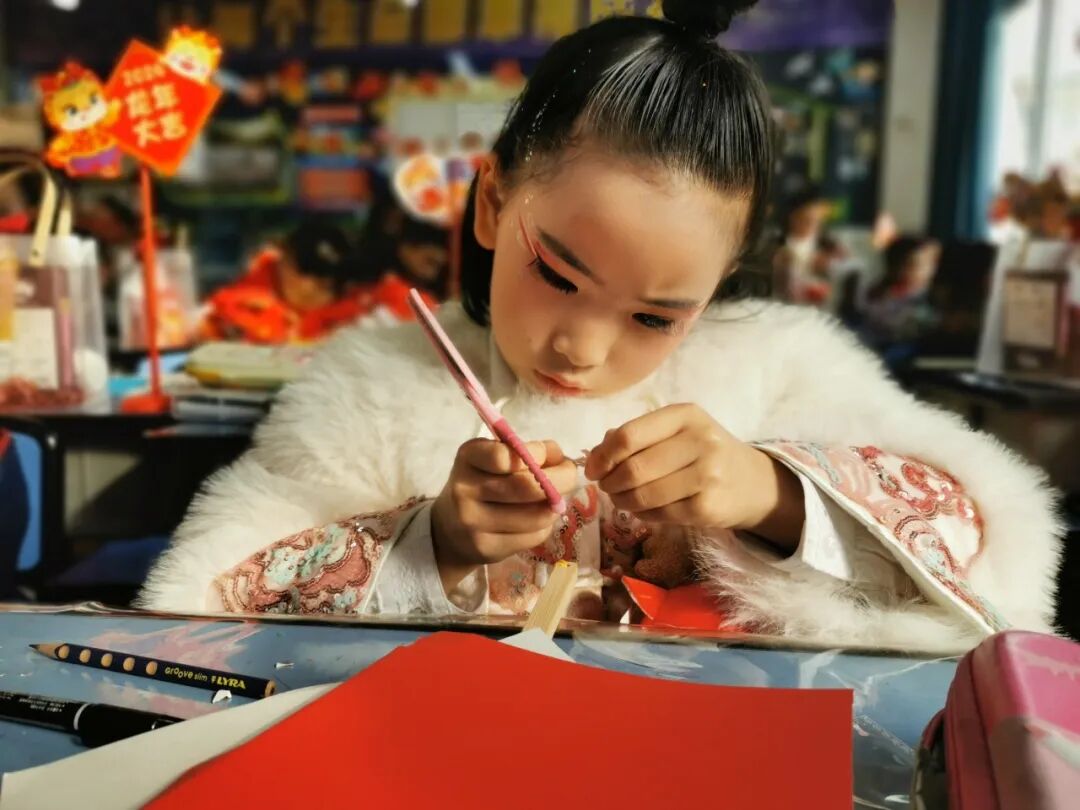 童声诵经典 幸福龘龘年 ——火炬一小2024迎新年系列活动