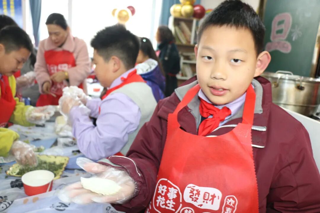 童声诵经典 幸福龘龘年 ——火炬一小2024迎新年系列活动