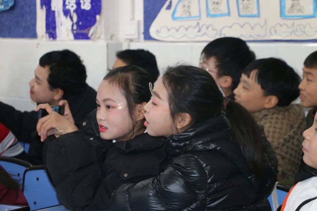 童声诵经典 幸福龘龘年 ——火炬一小2024迎新年系列活动