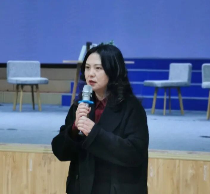 “跨界·探究·融通”——火炬一小TRI课程四、六年级课程汇报