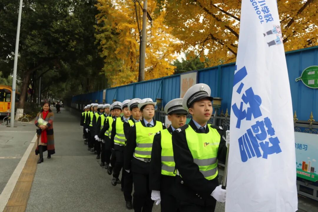 【安全交通 文明出行】火炬一小“12.2全国交通安全日” 主题教育系列活动