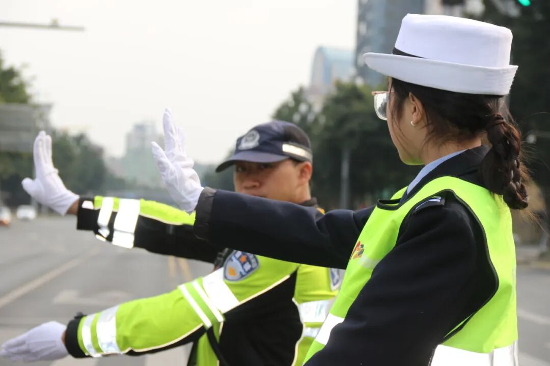 【安全交通 文明出行】火炬一小“12.2全国交通安全日” 主题教育系列活动