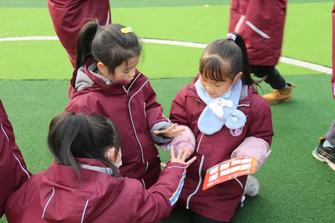 奇思妙想 “龙”重登场——火炬一小一、二年级学生素养综合评价活动