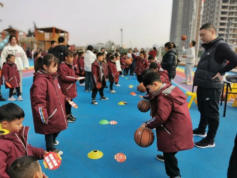 奇思妙想 “龙”重登场——火炬一小一、二年级学生素养综合评价活动