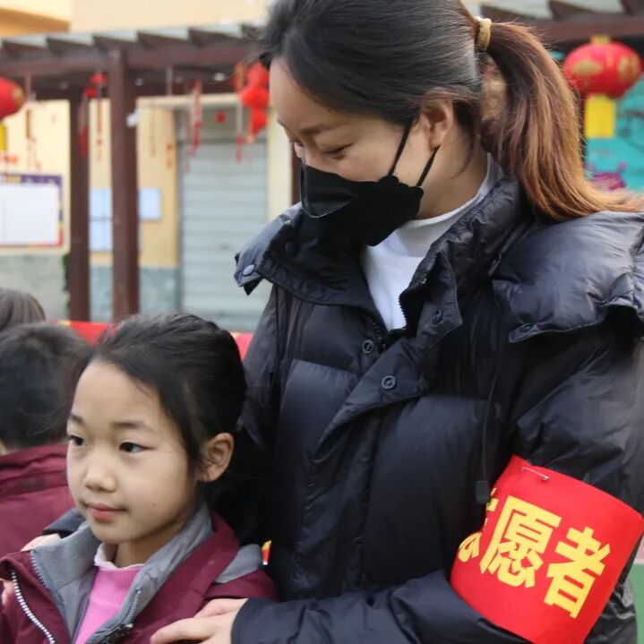 奇思妙想 “龙”重登场——火炬一小一、二年级学生素养综合评价活动