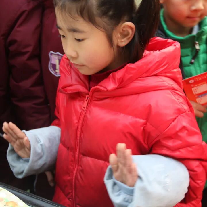 奇思妙想 “龙”重登场——火炬一小一、二年级学生素养综合评价活动