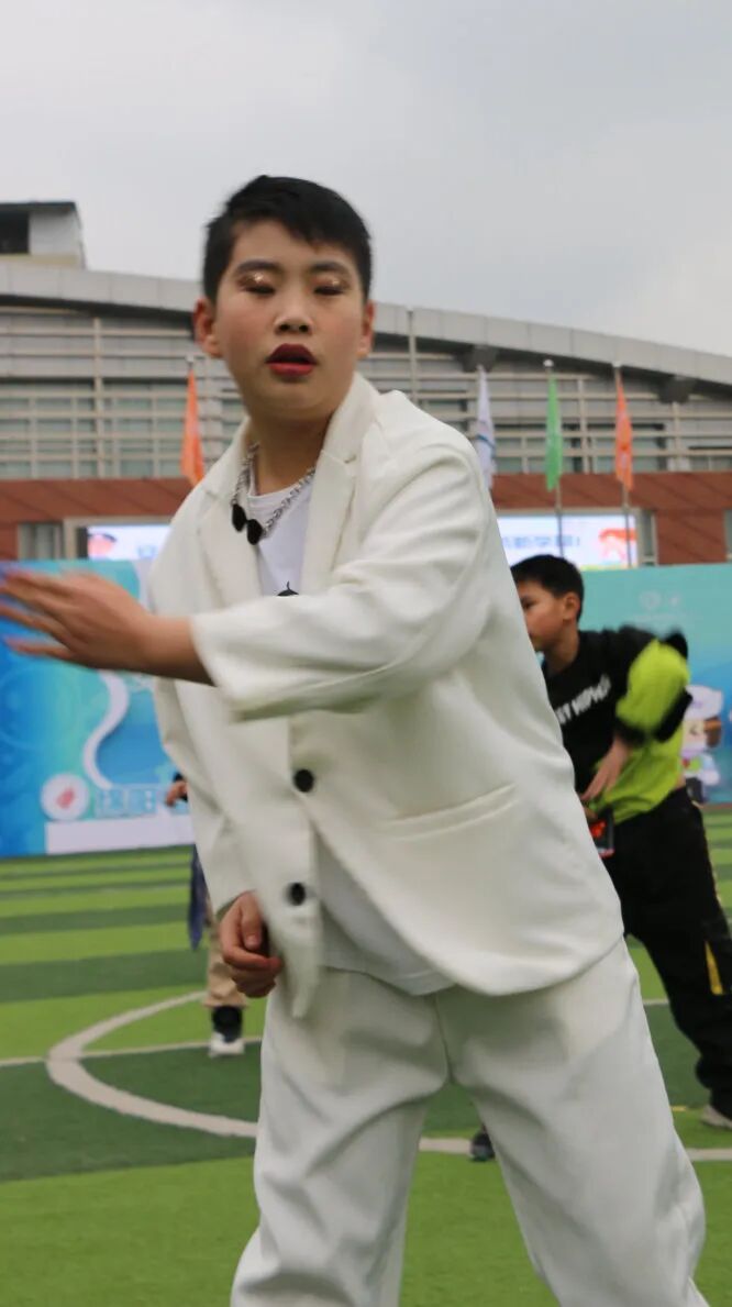 开学季丨神兽归“龙”,初春相见----2024年春火炬一小开学校园风景线