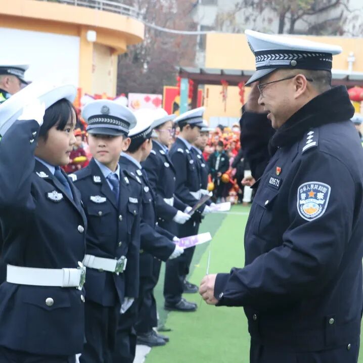 开学季丨神兽归“龙”,初春相见----2024年春火炬一小开学校园风景线