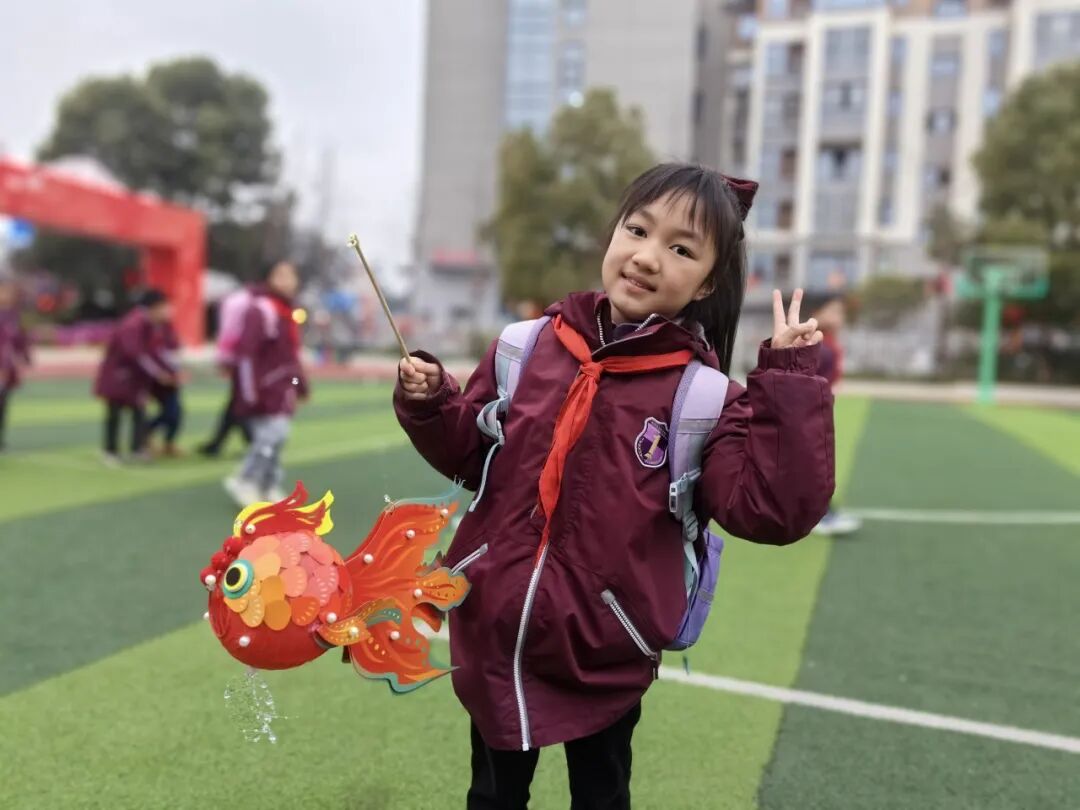 开学季丨神兽归“龙”,初春相见----2024年春火炬一小开学校园风景线