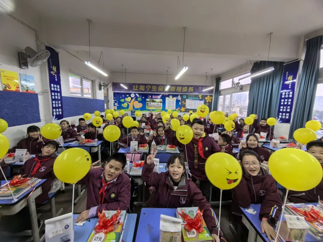 开学季丨神兽归“龙”,初春相见----2024年春火炬一小开学校园风景线