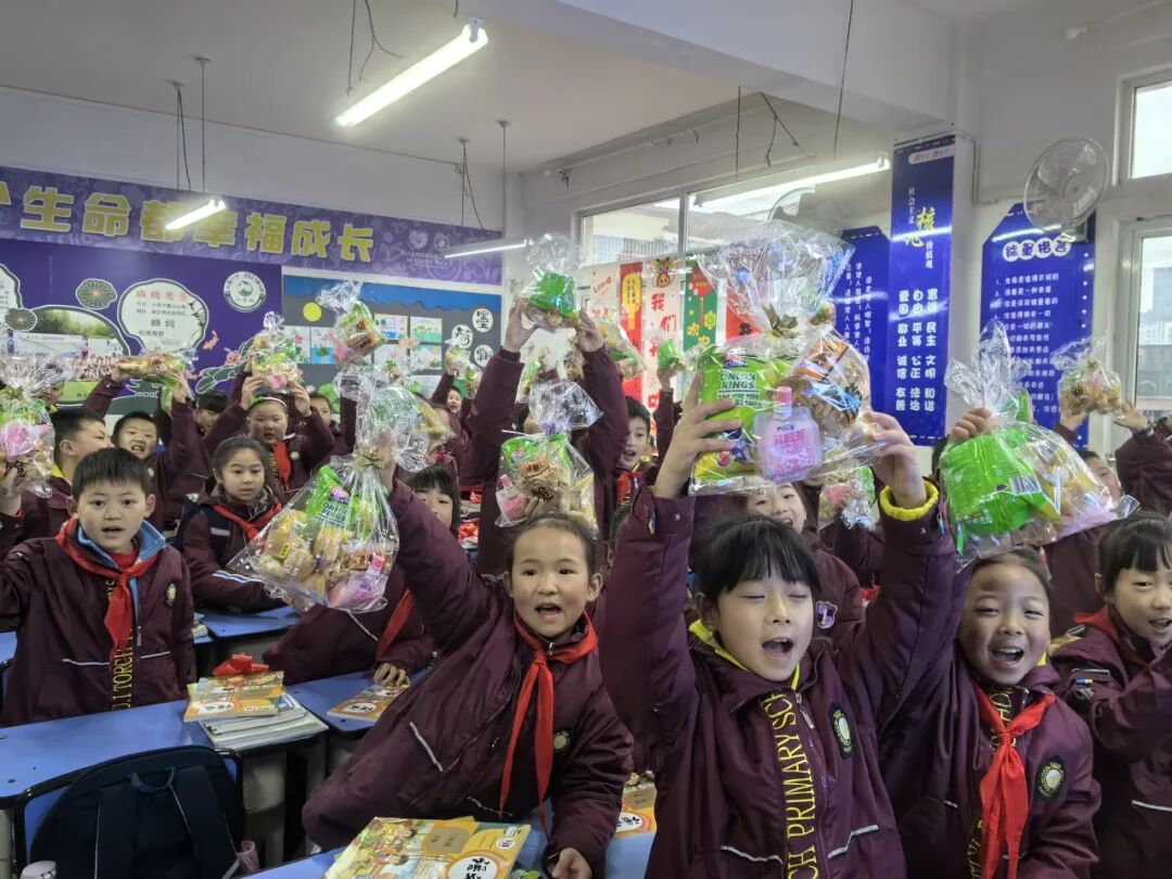 开学季丨神兽归“龙”,初春相见----2024年春火炬一小开学校园风景线