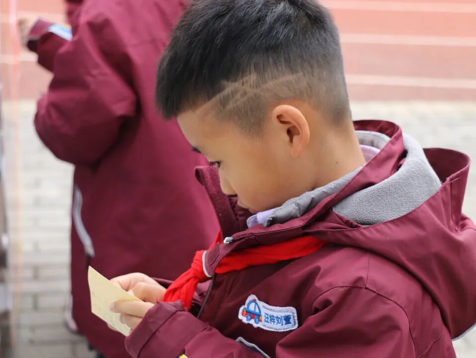开学季丨神兽归“龙”,初春相见----2024年春火炬一小开学校园风景线