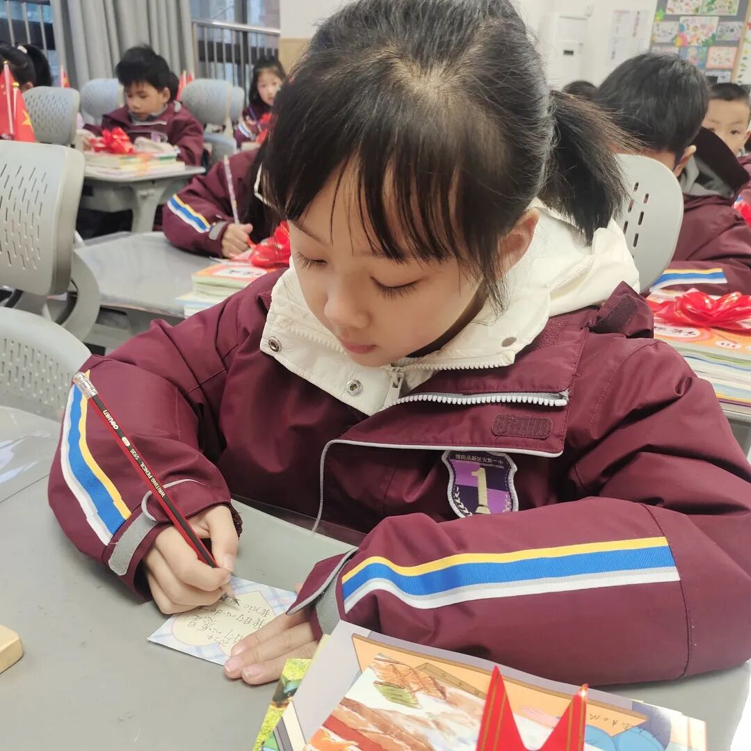 开学季丨神兽归“龙”,初春相见----2024年春火炬一小开学校园风景线