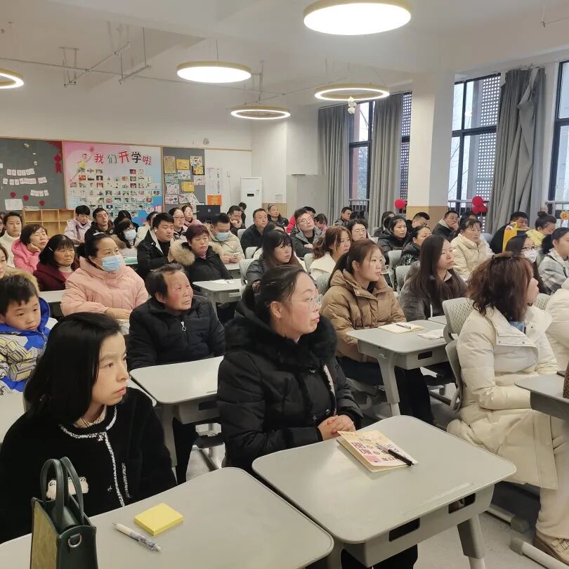 开学季丨神兽归“龙”,初春相见----2024年春火炬一小开学校园风景线