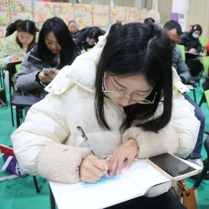 开学档——我们的“热辣滚烫”