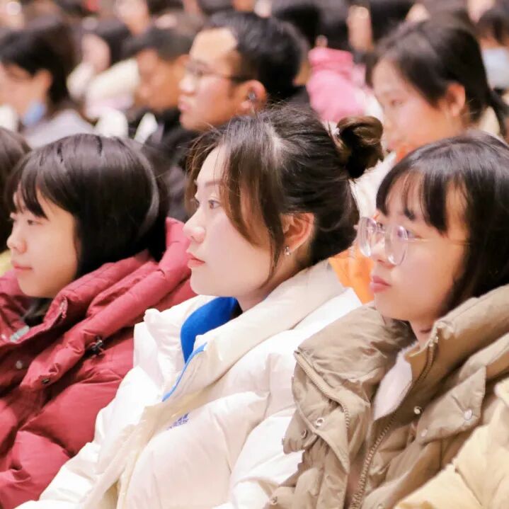 开学档——我们的“热辣滚烫”