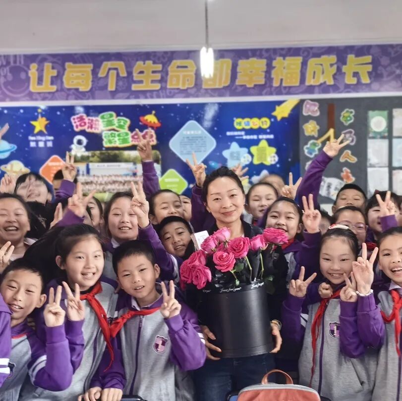 揭秘:3月,“班花”们的小确幸——火炬一小第十一届班主任节系列活动