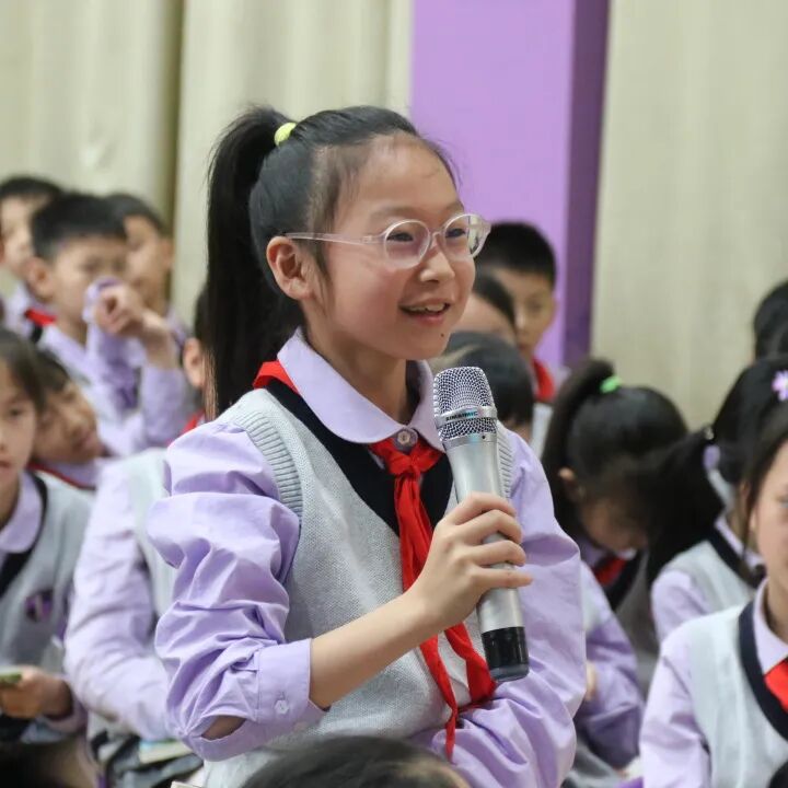 【火一读书节】愿每一个日子都温暖明亮——4.23世界读书日|作家郭姜燕进校园