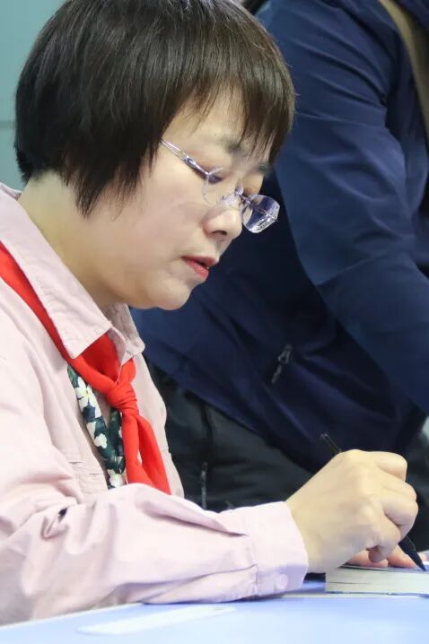 【火一读书节】愿每一个日子都温暖明亮——4.23世界读书日|作家郭姜燕进校园