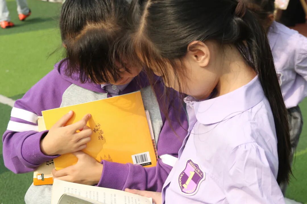【火一读书节】春色恰如许，“旧书”开启新旅程 ---火炬一小2024年春第十一届读书节之跳蚤书市
