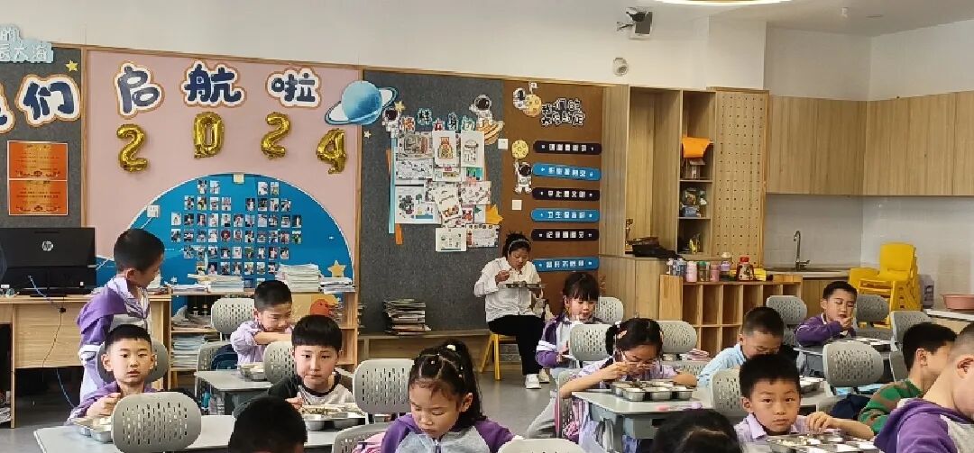 家校携手，同行以致远 --2024年春火炬一小家校共育活动月