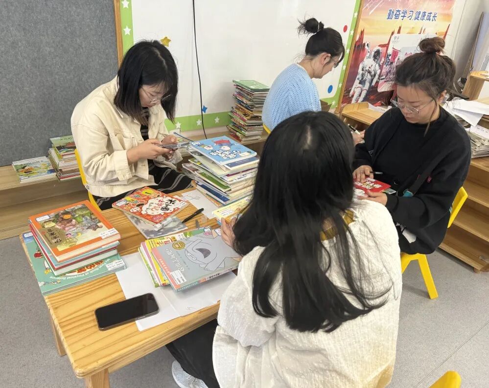 家校携手，同行以致远 --2024年春火炬一小家校共育活动月