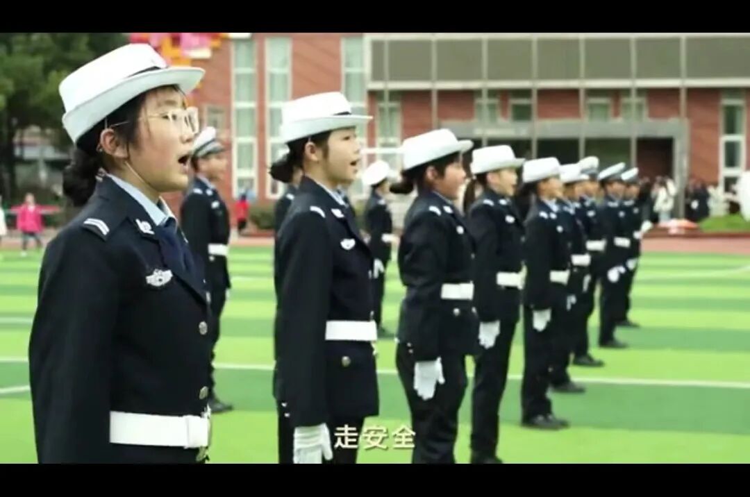 文明交通 浸润文明人生│火炬一小“小交警”特色彰显