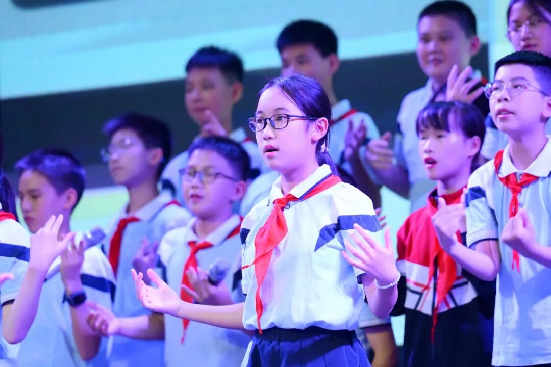 感恩成长,揽梦远航 ----火炬一小2018届毕业典礼