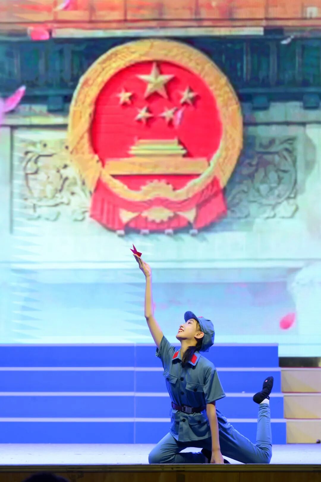 感恩成长,揽梦远航 ----火炬一小2018届毕业典礼