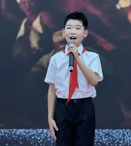 十全十美  我们又摘冠啦！——火炬一小苏羿云同学荣获市演讲比赛冠军
