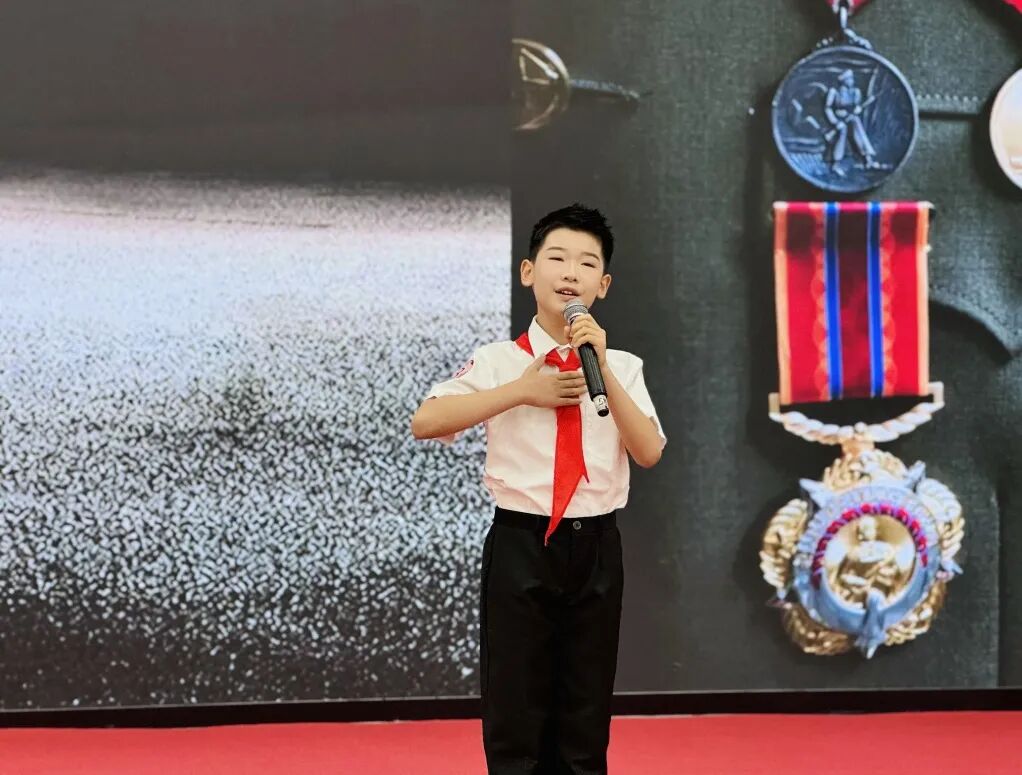 十全十美  我们又摘冠啦！——火炬一小苏羿云同学荣获市演讲比赛冠军