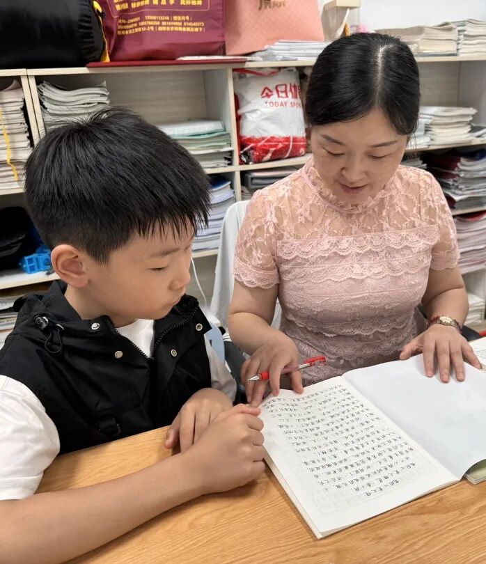 十全十美  我们又摘冠啦！——火炬一小苏羿云同学荣获市演讲比赛冠军