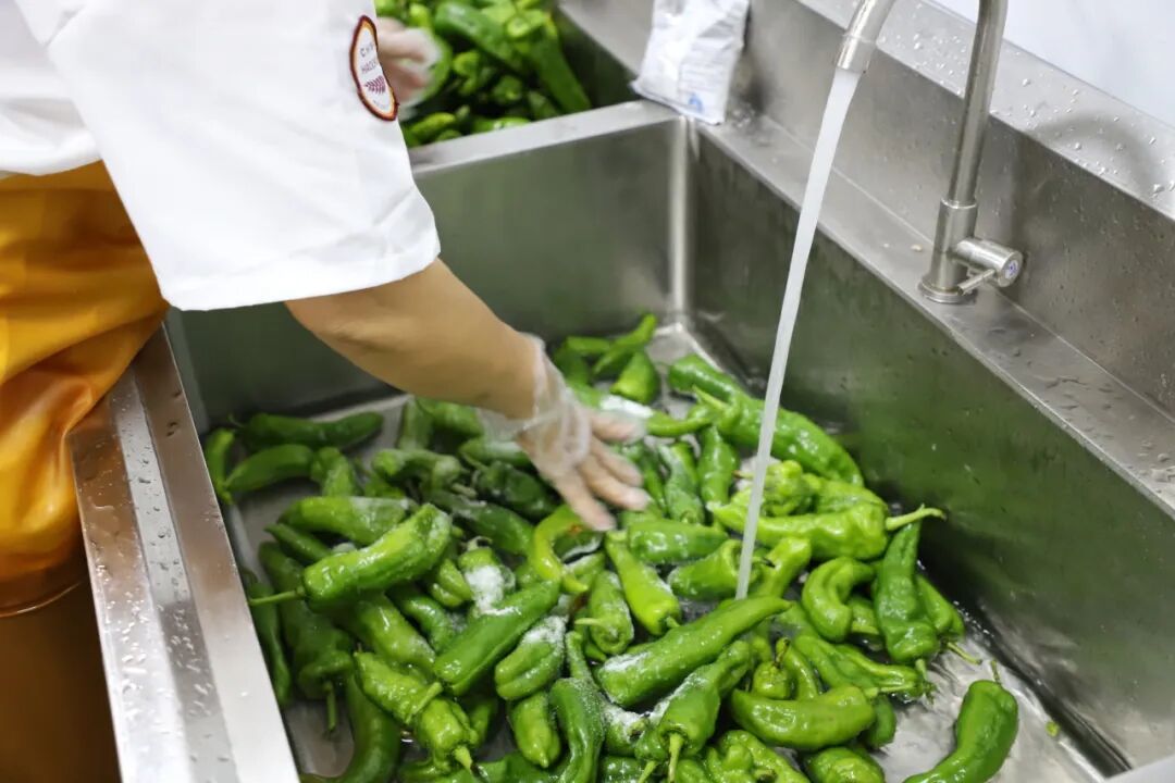 “烹”然心动，“食”刻相伴———舌尖上的安全，火一守护到底