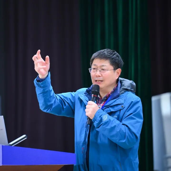 聚焦课程建设,共绘教育蓝图 ——绵阳市第三届义务教育学校高质量发展校长研讨会在火炬一小成功举办