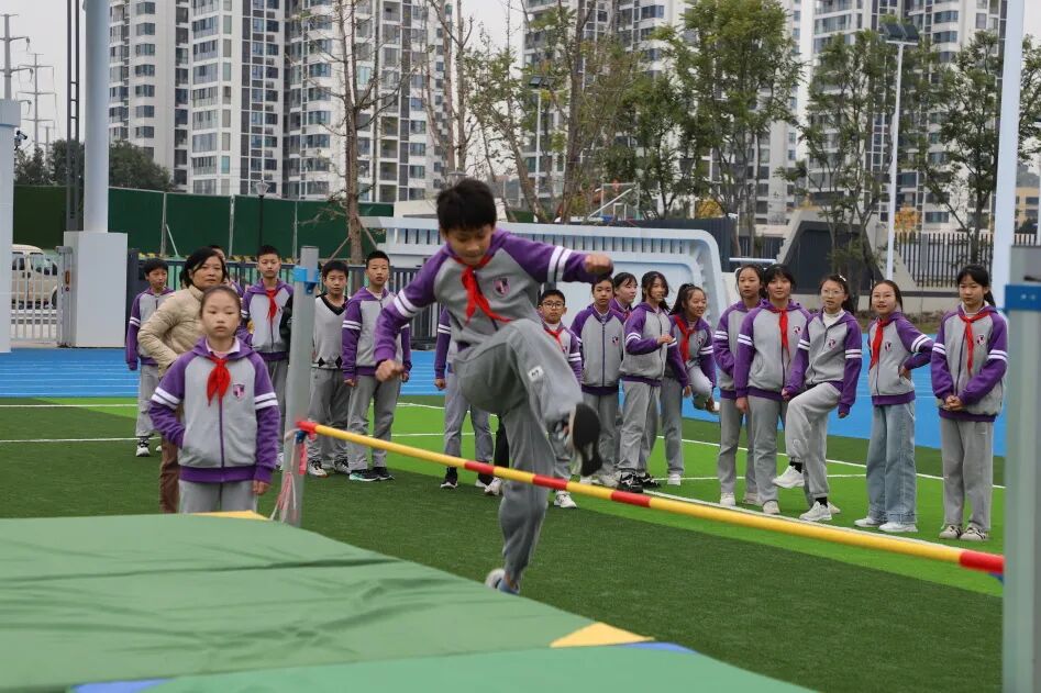 增强体质  强国有我丨火炬一小第十二届体育节圆满落幕
