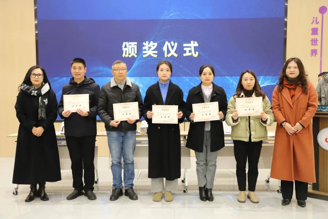 推动实验创新   “微观” 展望未来 —— 高新区科学教育创新中心开展科学教师培训活动