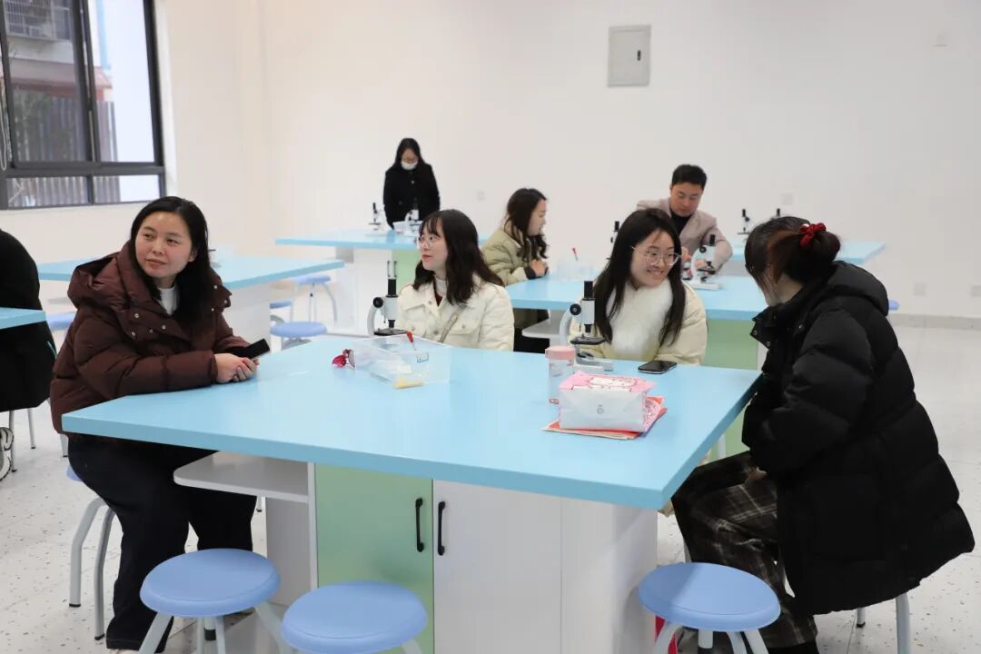 推动实验创新   “微观” 展望未来 —— 高新区科学教育创新中心开展科学教师培训活动
