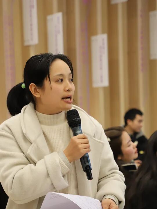 赋能,共进,共未来 ——火炬一小2024秋期末教师培训活动