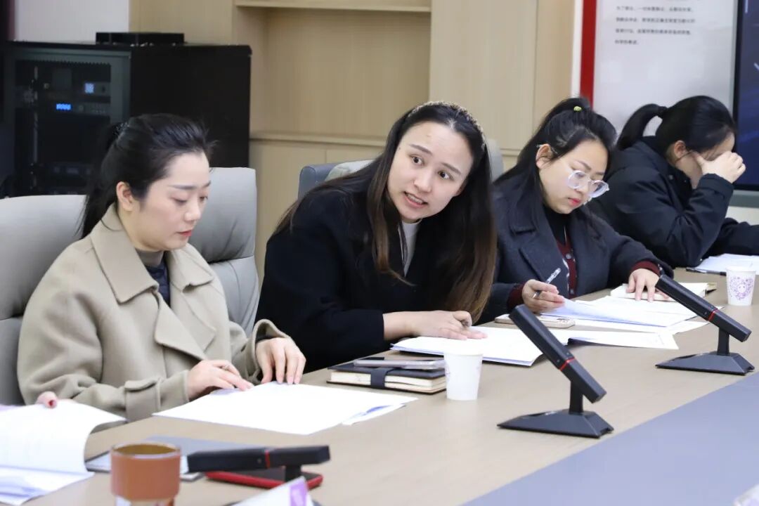 绵阳高新区(科技城直管区)中小学科学教育创新中心—— 2025春工作会在火炬一小顺利召开