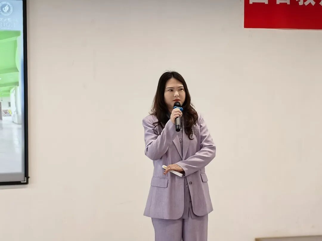 火一动态·蒲晓茹校长为国省教师培训项目“小学党组织书记研修班”作专题讲座