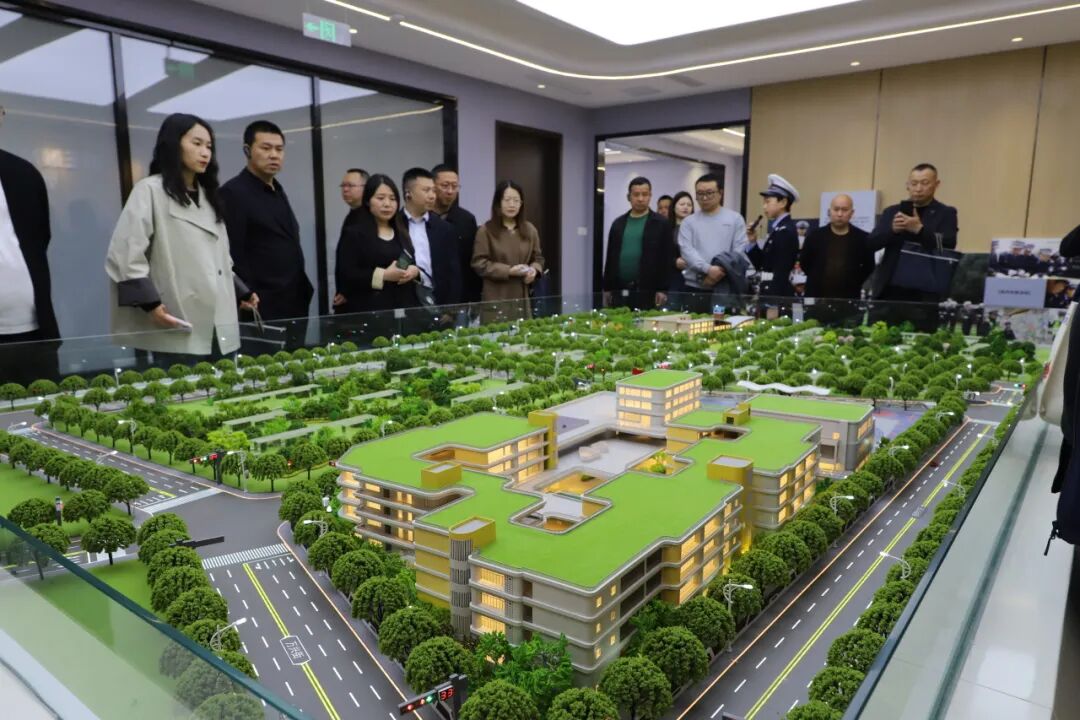 火一动态·蒲晓茹校长为国省教师培训项目“小学党组织书记研修班”作专题讲座