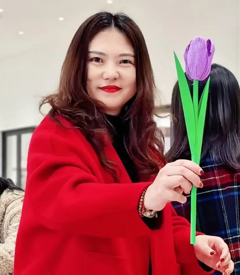 巾帼展芳华| 火一校园三八妇女节暖心纪实