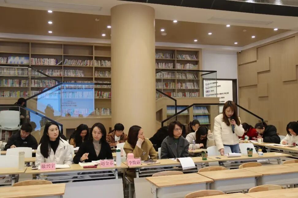 “立足新课标 共研新教材 赋能好课堂” 火炬一小承办绵阳高新区小学英语三年级同课异构教学研讨活动