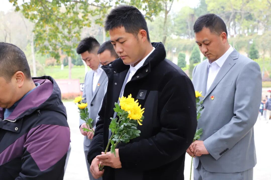 清明追思缅先烈    少年砥砺传薪火  ——火炬一小清明节主题系列活动