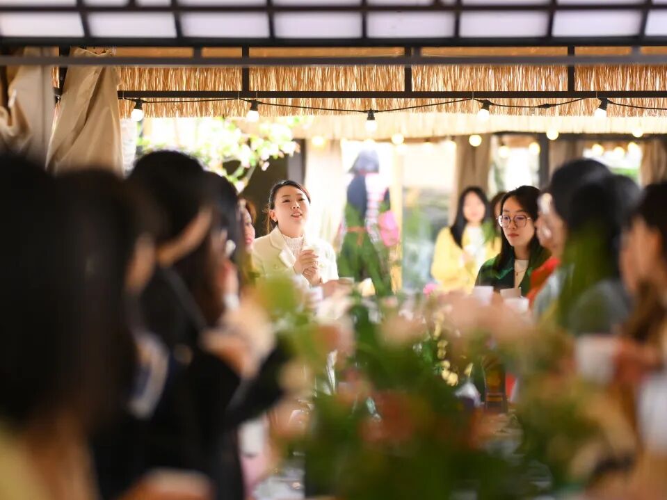 春绽芳华 班花拾光——火炬一小第十三届班主任节记录