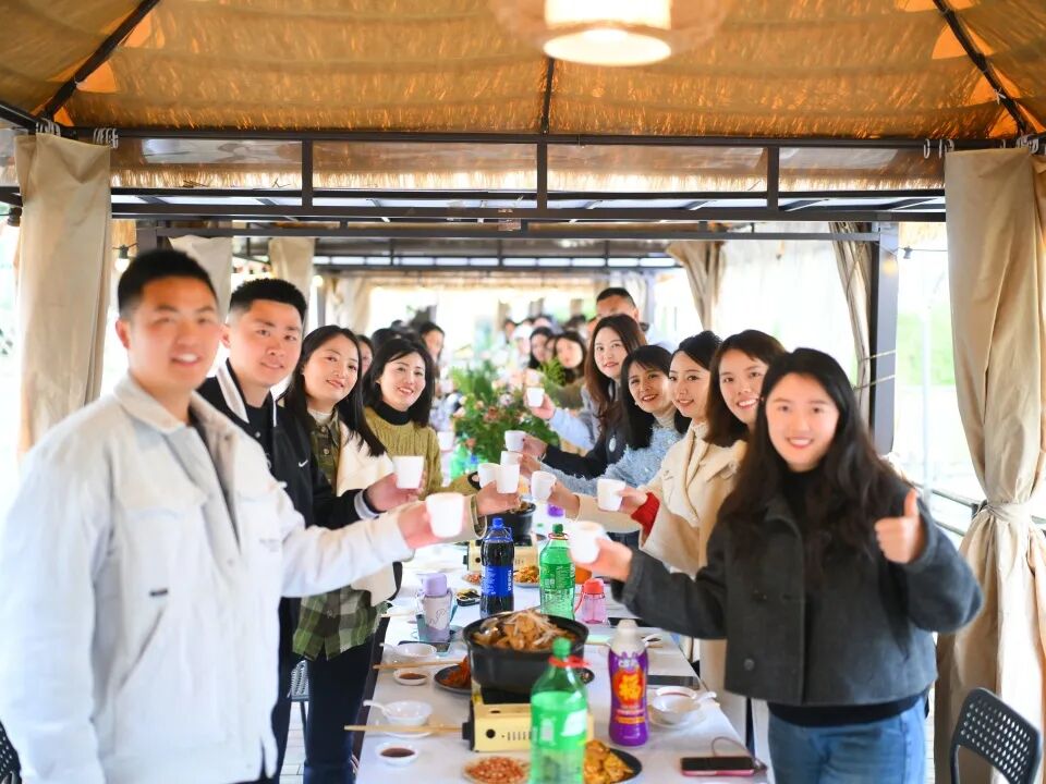 春绽芳华 班花拾光——火炬一小第十三届班主任节记录