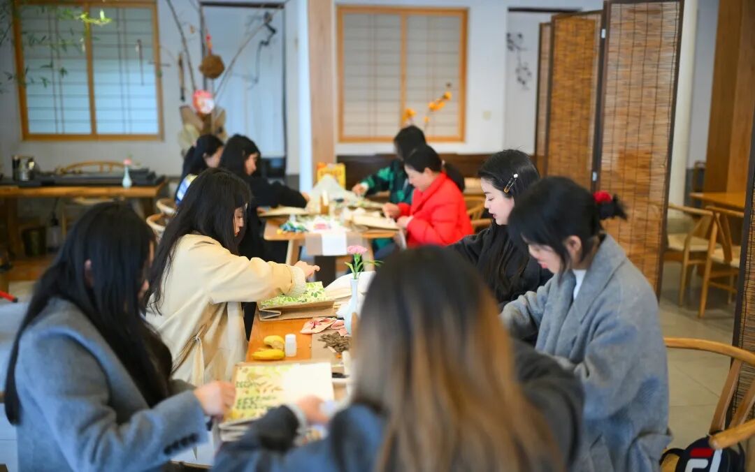 春绽芳华 班花拾光——火炬一小第十三届班主任节记录